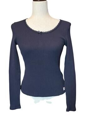 Levi's Women's Navy Blue Long Sleeve Thermal Top Size Small